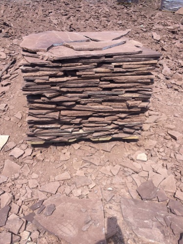 Плитняк лемезит бордовый для цоколя 1,5-2 см купить в Сыктывкаре