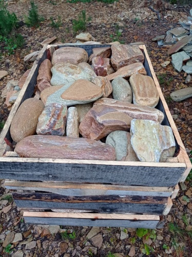 Златолит жёлтый, жёлто-зелёный глыбки и валуны для ланшафтного дизайна купить в Сыктывкаре