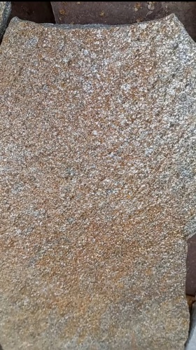 Плитняк златолит серебристый для цоколя, отмостки купить в Сыктывкаре