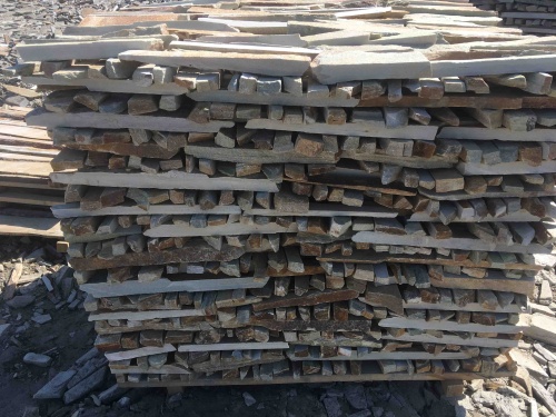 Горбушка златолит золотистый для облицовки купить в Сыктывкаре