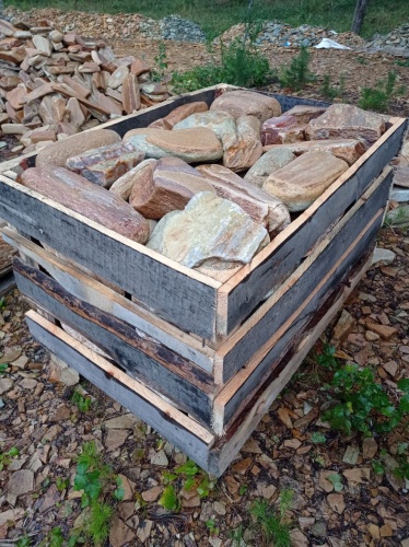 Златолит жёлтый, жёлто-зелёный глыбки и валуны для ланшафтного дизайна купить в Сыктывкаре