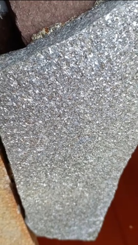 Плитняк златолит серебристый для цоколя, отмостки купить в Сыктывкаре