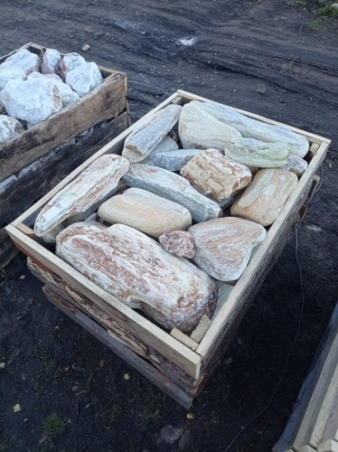 Златолит жёлтый, жёлто-зелёный глыбки и валуны для ланшафтного дизайна купить в Сыктывкаре